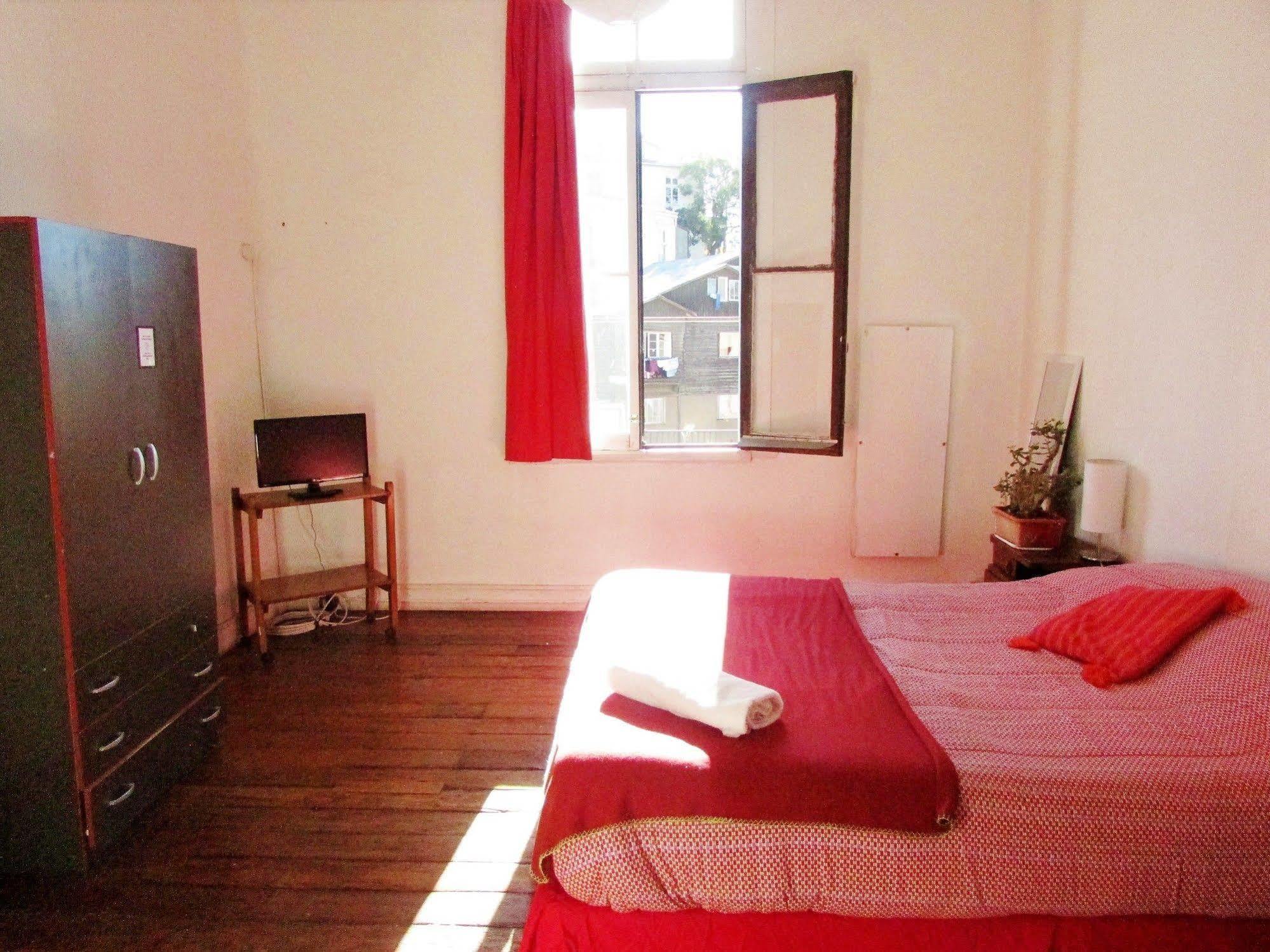 Casa Volante Hostal ヴァルパライソ エクステリア 写真